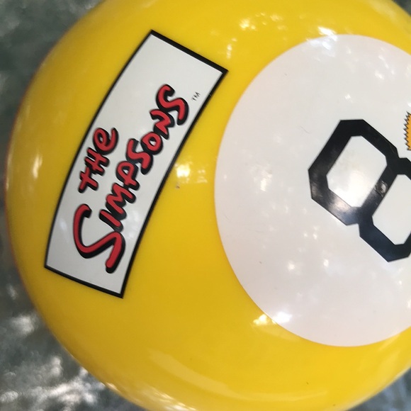 The Simpson 8 Ball - Picture 2 of 7